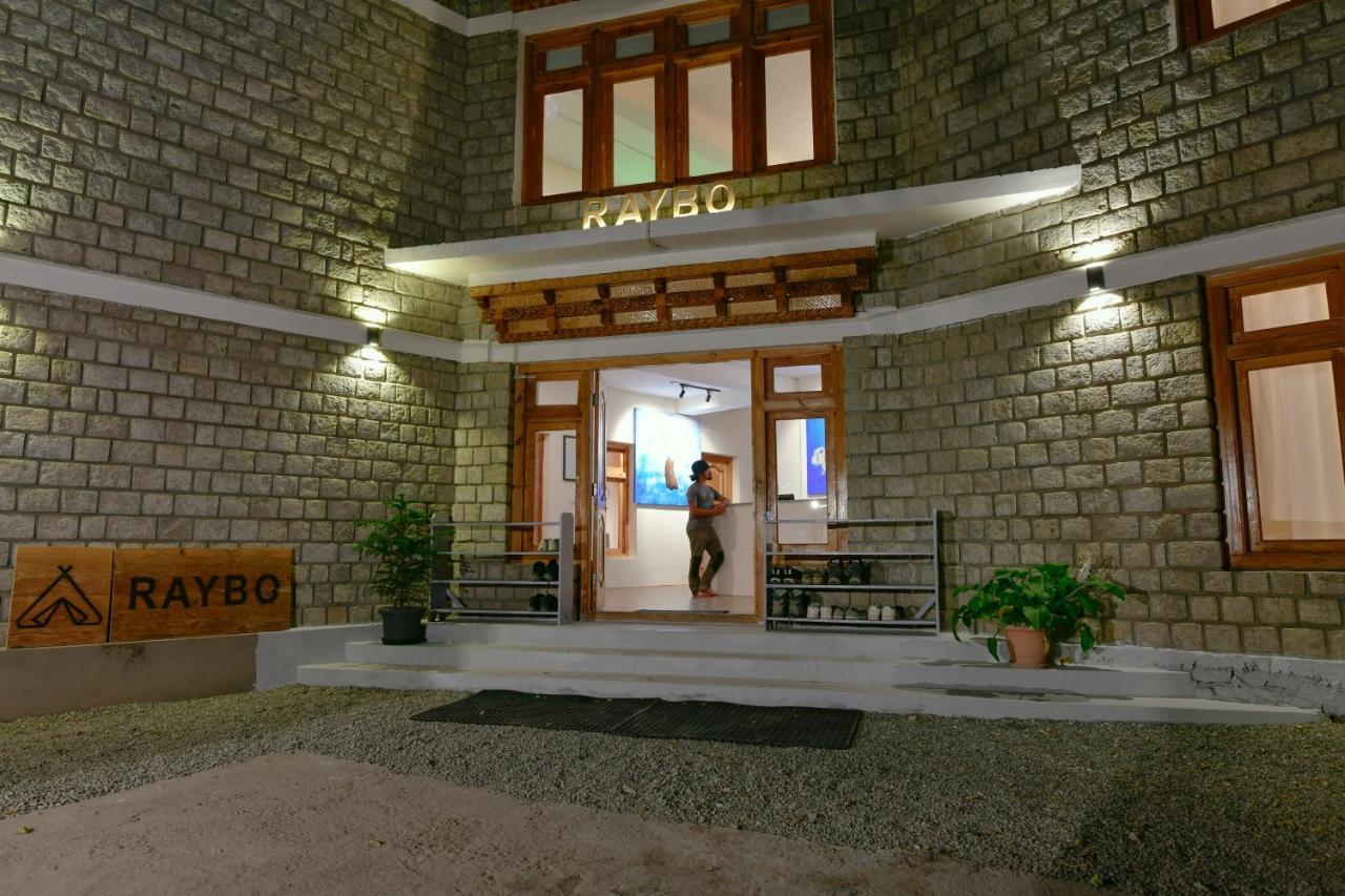 Raybo Hostel Leh Exterior foto