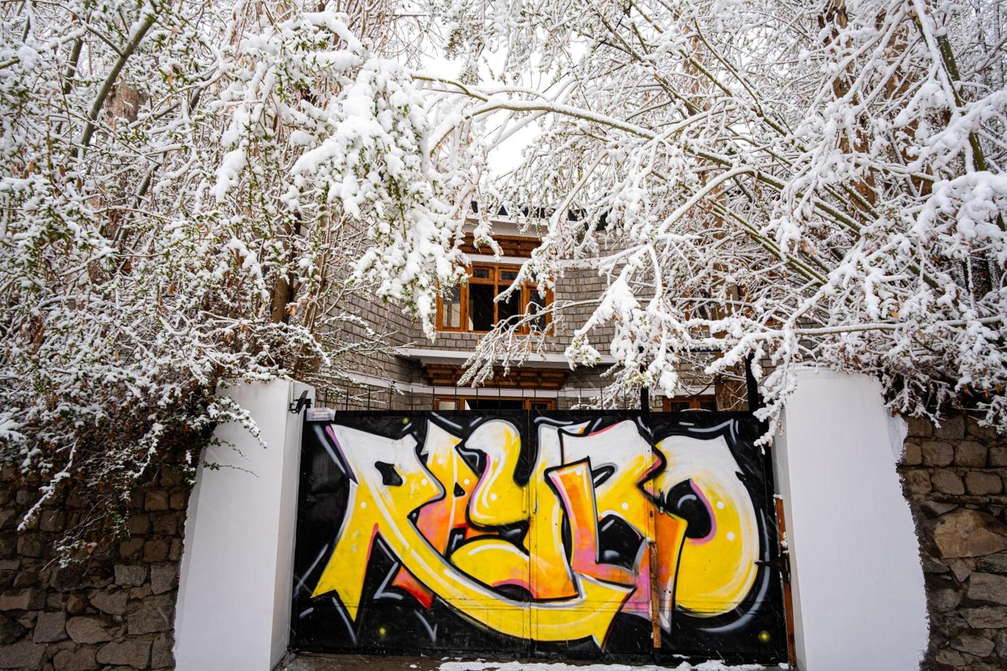 Raybo Hostel Leh Exterior foto